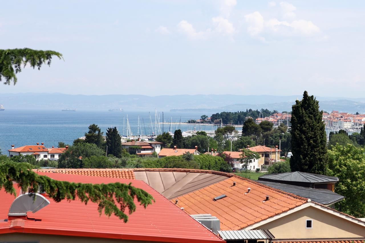 Charming San Simon Beach Apartment Jn Izola Exterior foto